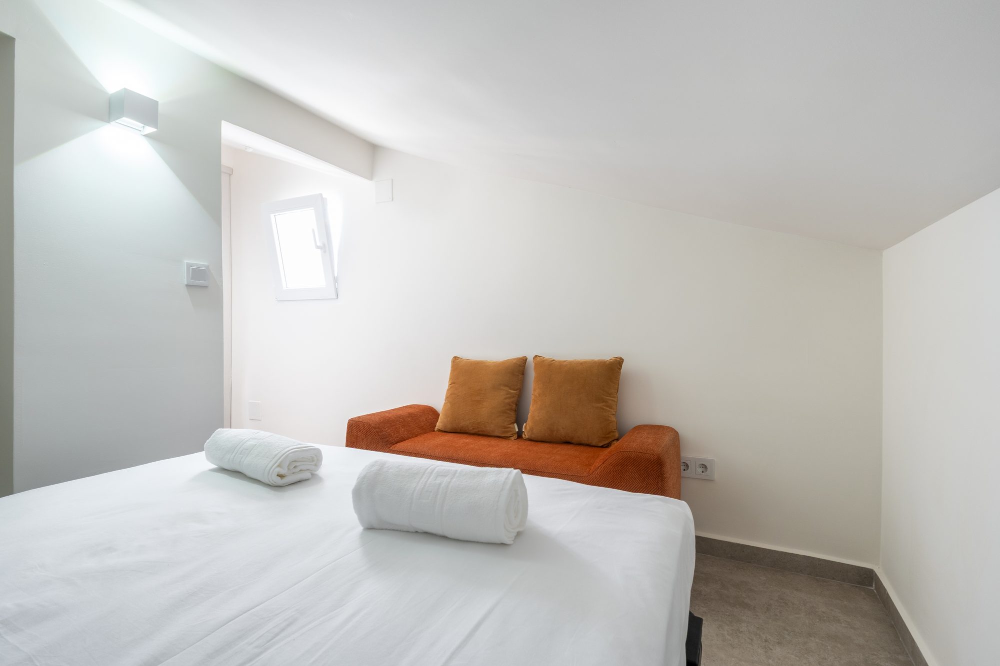Dormitorio bajo cubierta